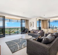 Luxury 3 Bedroom in heart of Broadbeach - Tourism Townsville