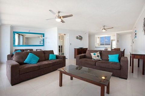 Surfers International Apartments - Tourism Townsville 11