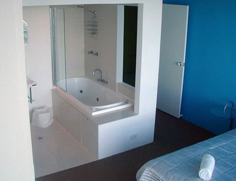 Golden Gate Resort - Tourism Townsville 7