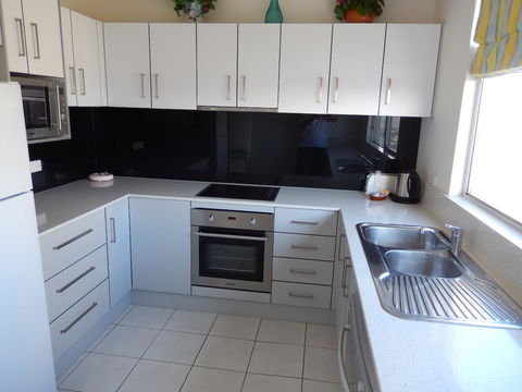 Golden Gate Resort - Tourism Townsville 12
