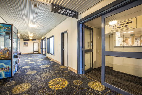 Nightcap At Atherton Hotel - Tourism Townsville 9