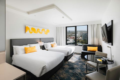 Voco Gold Coast, An IHG Hotel - Tourism Townsville 44