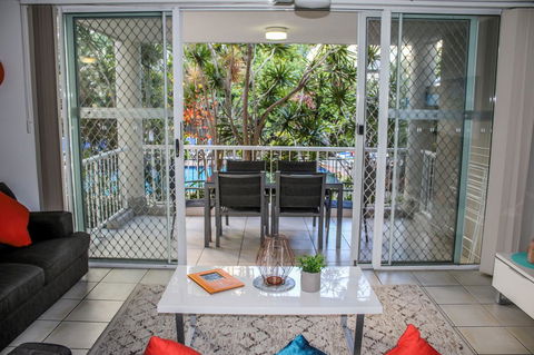 Surfers Beach Holiday Apartments - Tourism Townsville 14