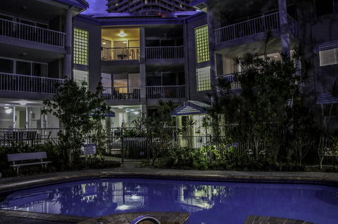 Surfers Beach Holiday Apartments - Tourism Townsville 23