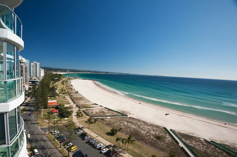 Reflection On The Sea - Tourism Townsville 19