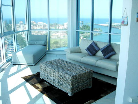 Reflection On The Sea - Tourism Townsville 36