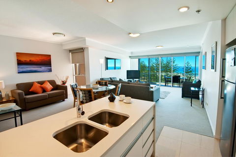 Reflection On The Sea - Tourism Townsville 17