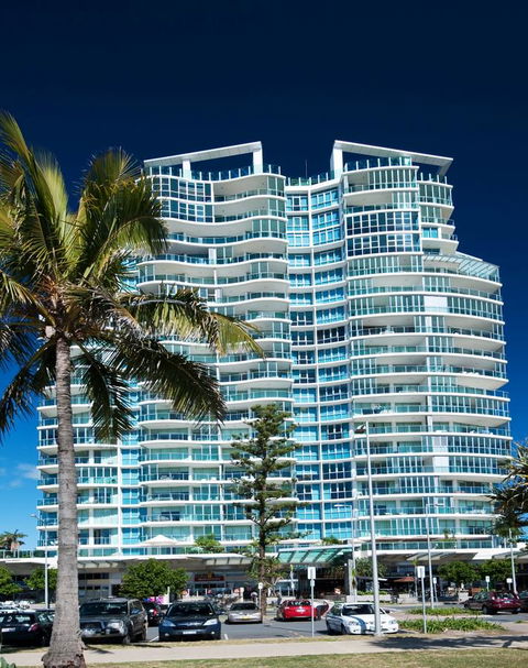 Reflection On The Sea - Tourism Townsville 25