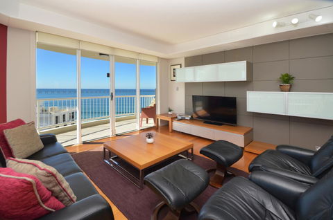 Moroccan Resort - HR Surfers Paradise - Tourism Townsville 23