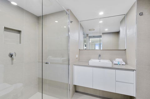 Moroccan Resort - HR Surfers Paradise - Tourism Townsville 6