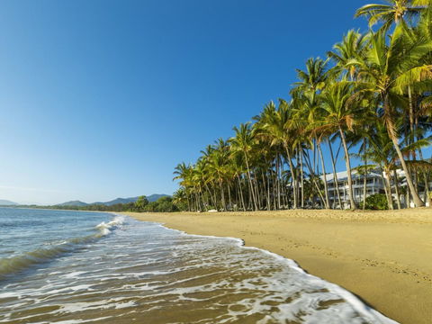 Palm Cove Beach Apartment - Tourism Townsville 30