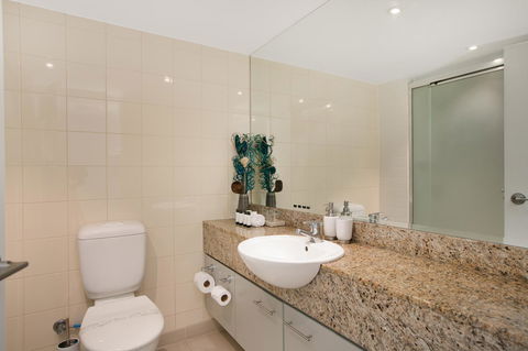 Palm Cove Beach Apartment - Tourism Townsville 12