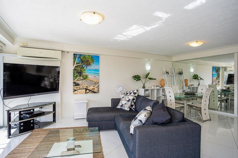 Gemini Court Holiday Apartments - Tourism Townsville 5
