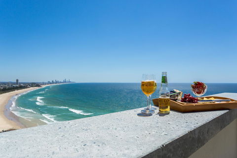 Gemini Court Holiday Apartments - Tourism Townsville 2