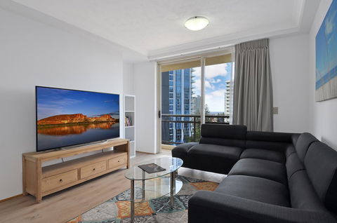 Palazzo Colonnades - Tourism Townsville 32