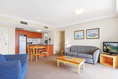 Palazzo Colonnades - Tourism Townsville 38