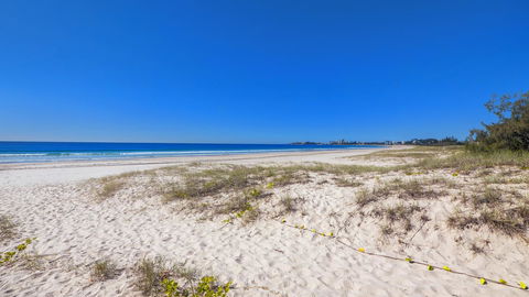 Bilinga Beach Motel - Tourism Townsville 29