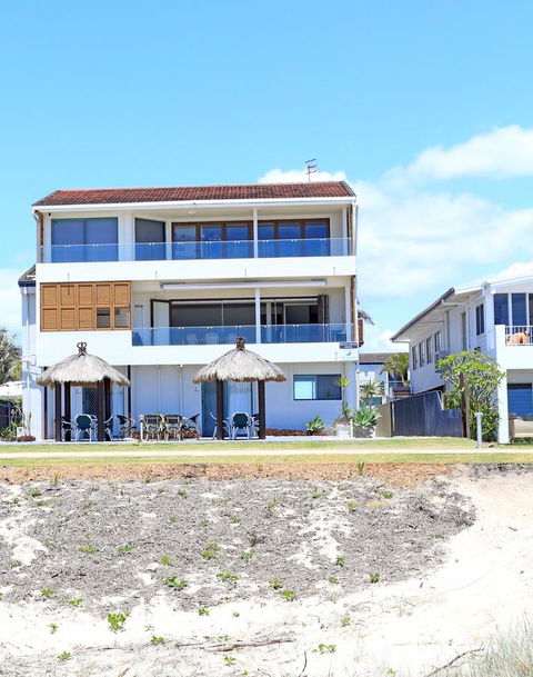 Bilinga Beach Motel - Tourism Townsville 13
