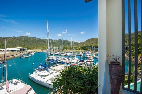 Absolute Waterfront Magnetic Island - Tourism Townsville 30