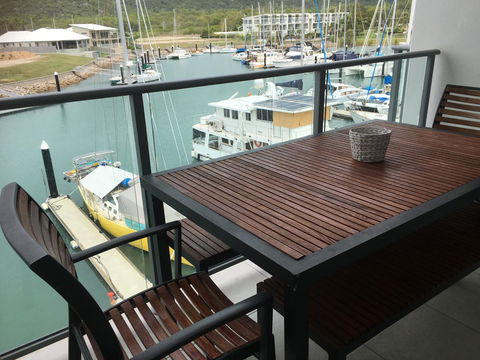 Absolute Waterfront Magnetic Island - Tourism Townsville 27