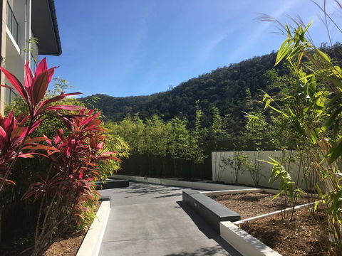 Absolute Waterfront Magnetic Island - Tourism Townsville 6