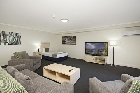 Sovereign On The Gold Coast - Tourism Townsville 29
