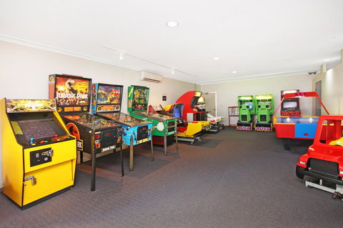 Sovereign On The Gold Coast - Tourism Townsville 12