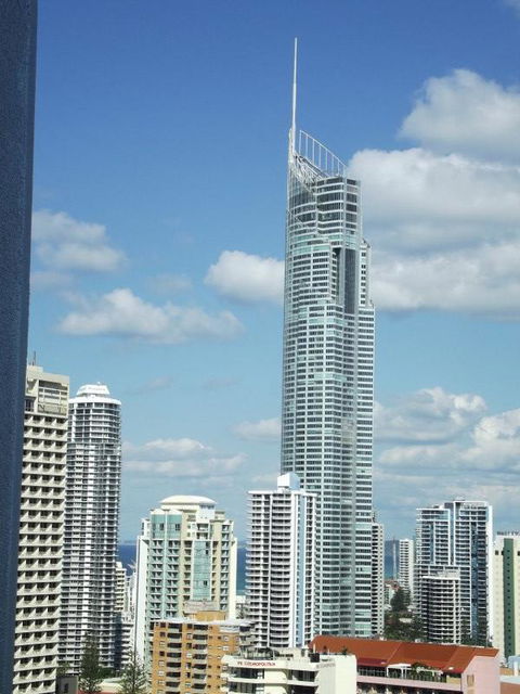 Private 2 Bedroom Apartment @ Chevron Towers - Tourism Townsville 12