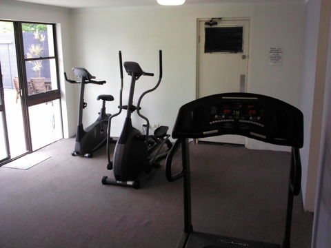 Northwind Beachfront Apartments - Tourism Townsville 6