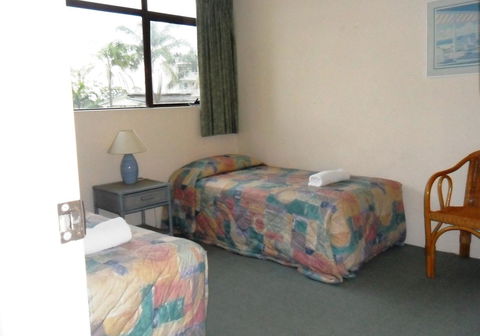 Northwind Beachfront Apartments - Tourism Townsville 18