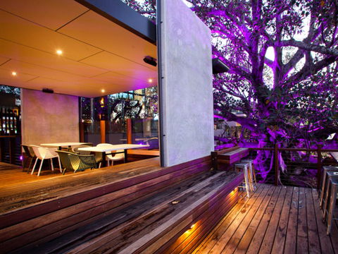 Eatons Hill Hotel - Tourism Townsville 37