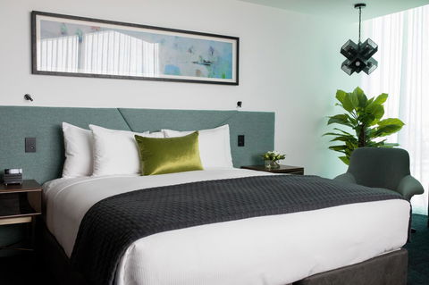 Eatons Hill Hotel - Tourism Townsville 42