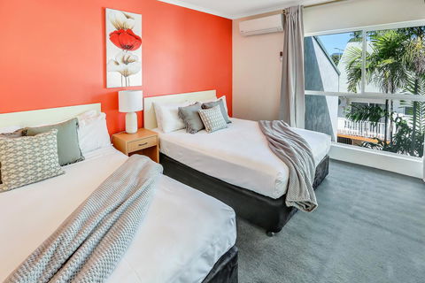Coral Tree Inn - Tourism Townsville 23