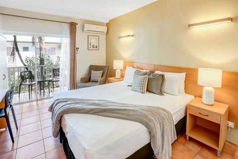 Coral Tree Inn - Tourism Townsville 13