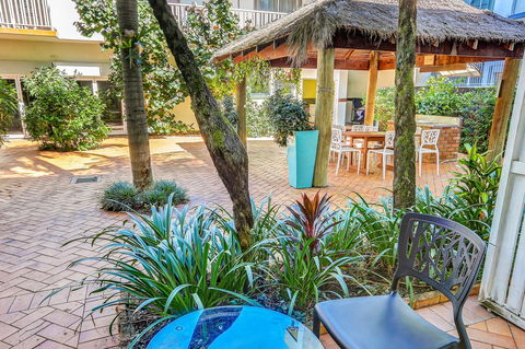 Coral Tree Inn - Tourism Townsville 10
