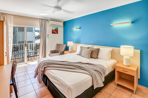 Coral Tree Inn - Tourism Townsville 0