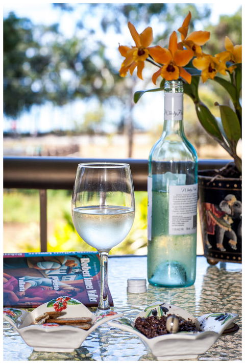 Clifton Sands Holiday Units - Tourism Townsville 5