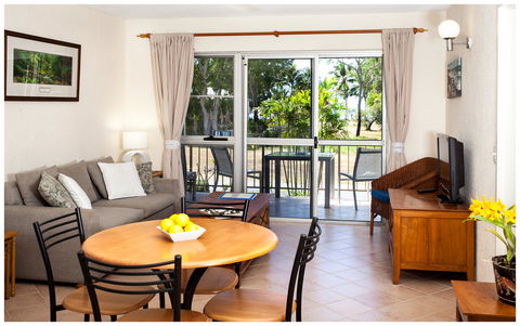 Clifton Sands Holiday Units - Tourism Townsville 35