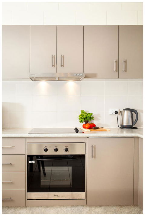 Clifton Sands Holiday Units - Tourism Townsville 3