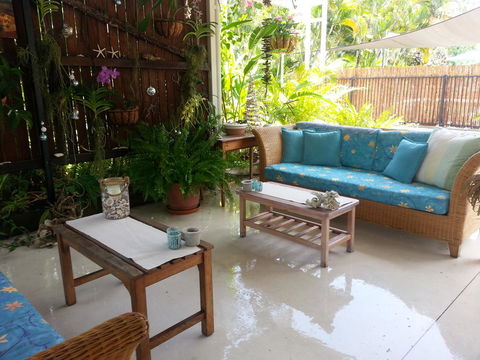 Clifton Sands Holiday Units - Tourism Townsville 19