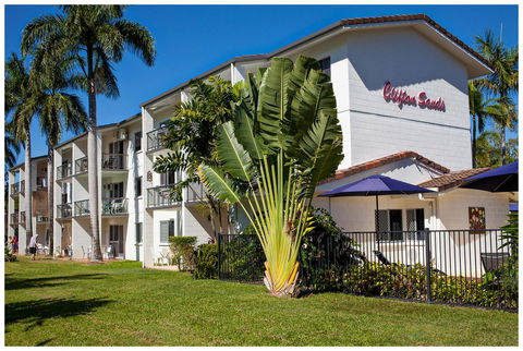 Clifton Sands Holiday Units - Tourism Townsville 2