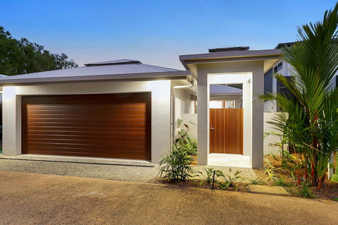 Oceans Edge Holiday Home - Tourism Townsville 20