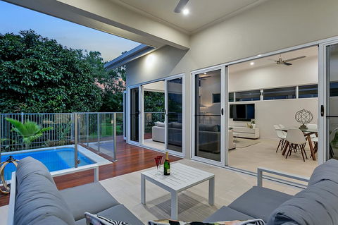 Oceans Edge Holiday Home - Tourism Townsville 15