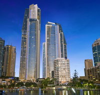 Holiday Holiday Circle On Cavill Apartments - Tourism Townsville