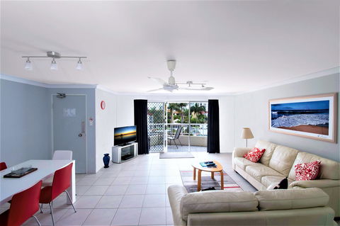 Key Largo Holiday Apartments - Tourism Townsville 9