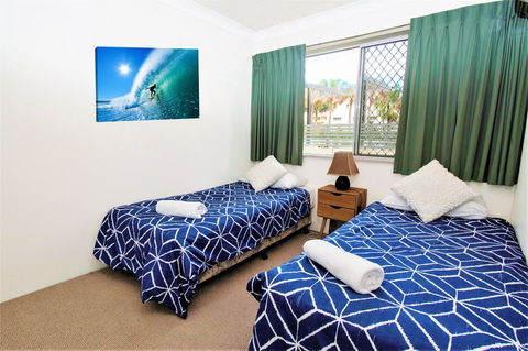 Key Largo Holiday Apartments - Tourism Townsville 11