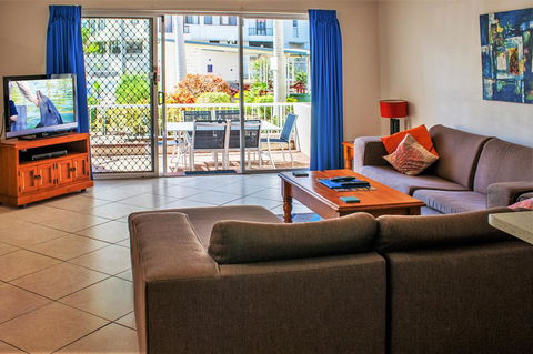 Key Largo Holiday Apartments - Tourism Townsville 24