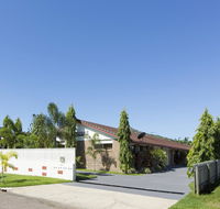 Marcol Place Holiday Apartments - Tourism Townsville