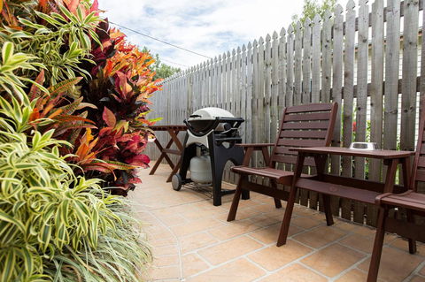 Marcol Place Holiday Apartments - Tourism Townsville 17