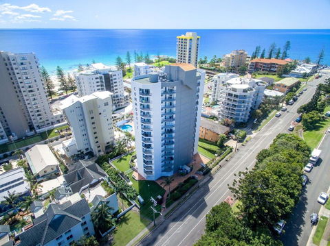 Rainbow Commodore Coolangatta - Tourism Townsville 0